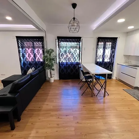 Charmoso - Penha De Franca Lisboa